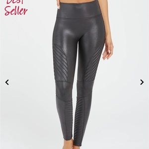 Spanx Faux Leather Moro Leggings | Black | Sz Medium